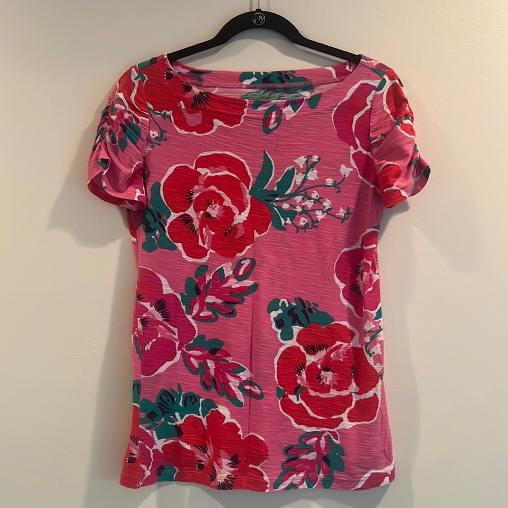 Lily Pulitzer, Medium shirt, pink floral.
